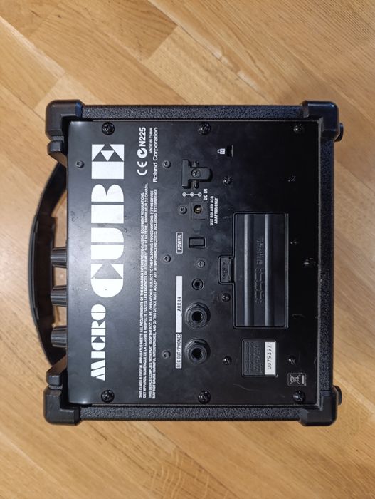 Roland MICROCUBE гітарний підсилювач
