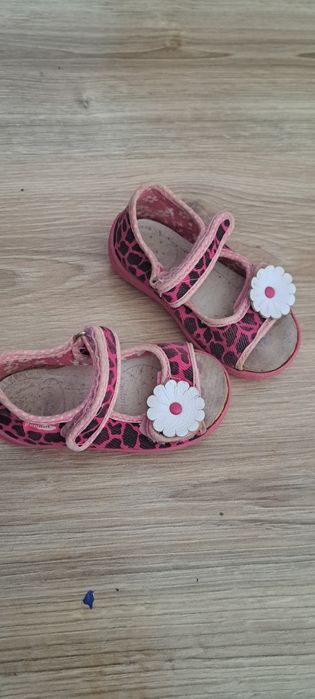 Buty sandały dla dziewczynki