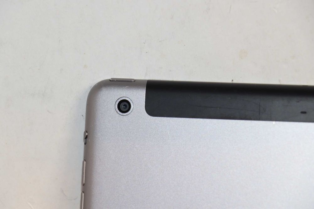 Apple iPad Air Wi-Fi + LTE 64GB Space Gray (MD793), ідеальний стан! A1475