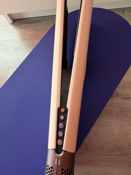 Dyson airwrap id
