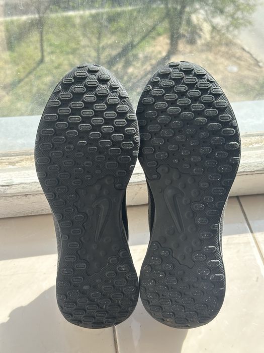 Кросівки Nike revolution7