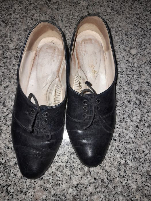 Women's Shoe Size 36
