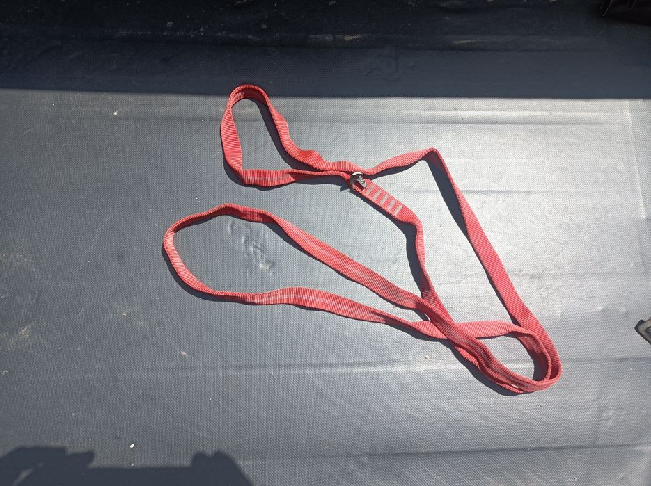 Arnes e material para subida