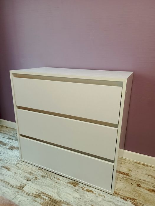 Комод білий для спальні (тумба)