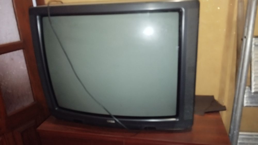 Телевизор диагональ 70