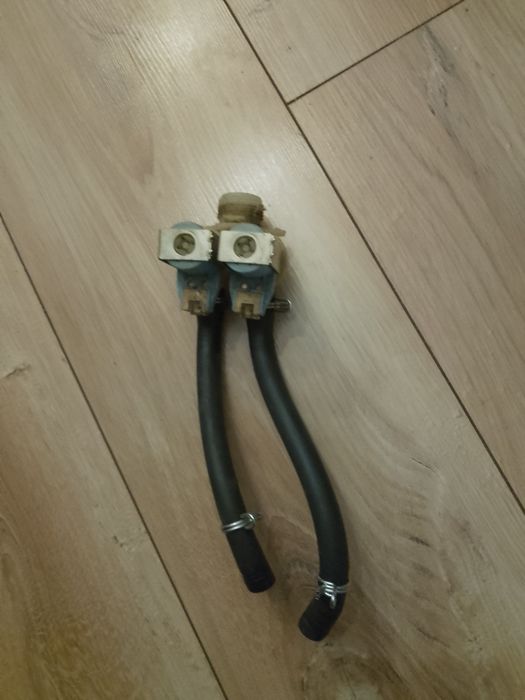 beko wre6511bww przyłącze do wody z elektrozaworami