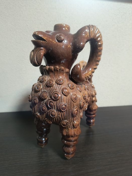 Баранчик штоф майоліка великий