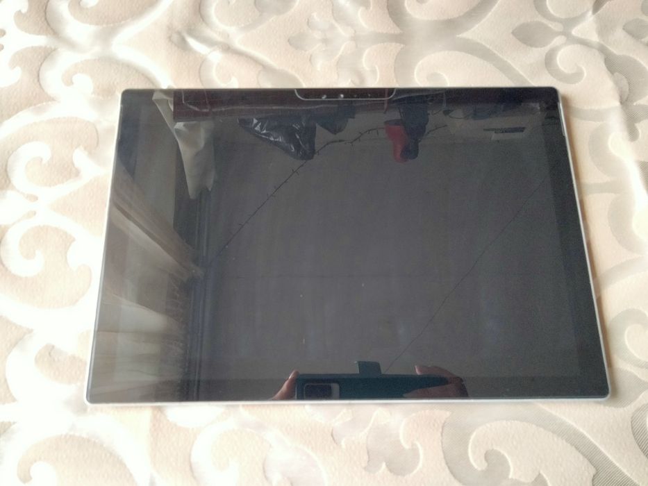 Екран для Microsoft Surface Pro 4