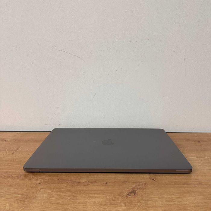 MacBook Pro 15 2017 { i7 | 16gb |256 ssd|AMD 555-2gb}Гарантія. 60677SV