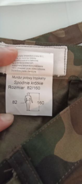 Spodenki krótkie tropikalne