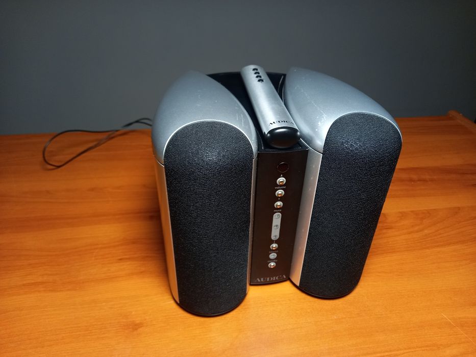 Sistema de Colunas AUDICA MPS-1 com Controle Remoto – Qualidade e Desi