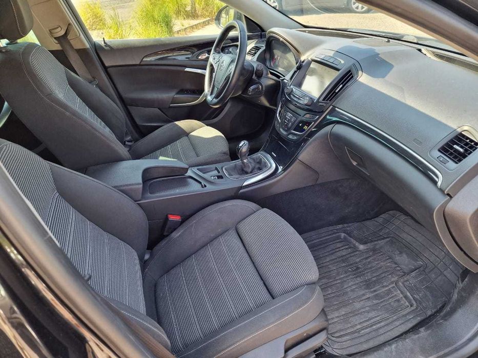 Opel Insignia Sport Tourer - OPORTUNIDADE