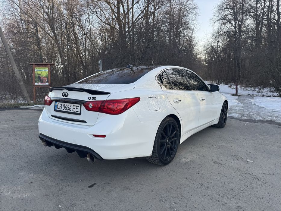 Infiniti q50 AWD 3,7