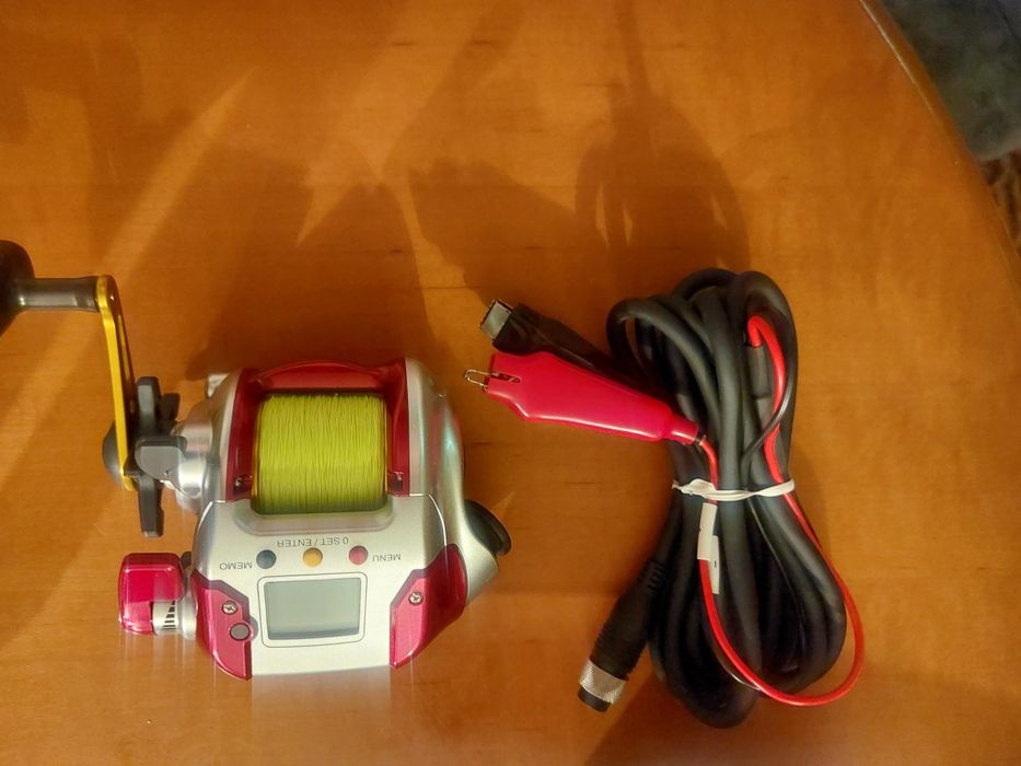 Kołowrotek elektryczny Shimano Plays 1000