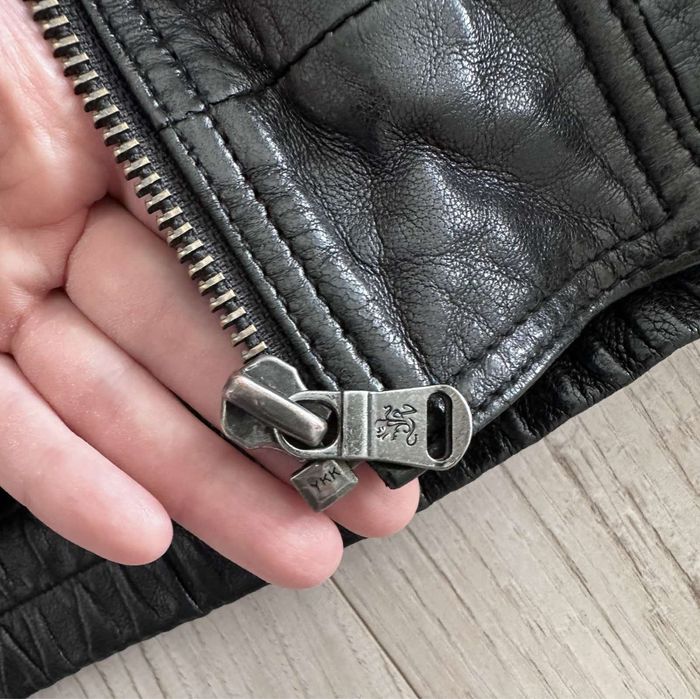Шкіряна куртка otto kern balenciaga оригінал