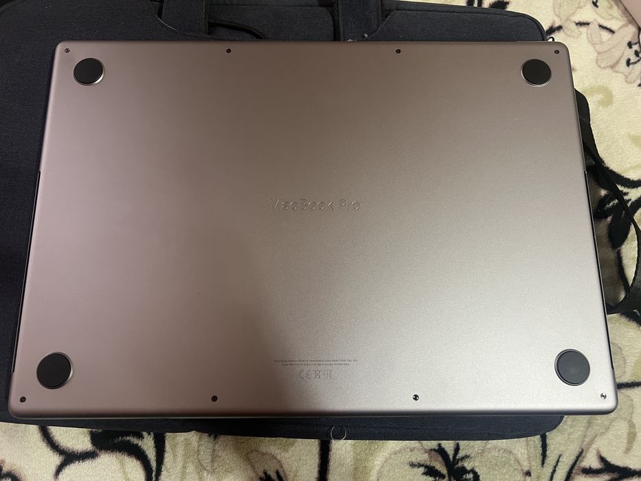 Macbook Pro 16" M1 Max | 32Gb RAM | 1tb SSD