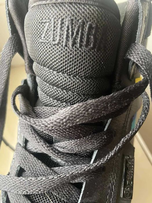 Продам Zumba Зумба нові кросівки високі, 40,5-25,5