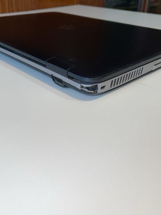 Продам ноутбук HP ProBook 650 G2; i5-6300U; 8/256Gb; AMD Radeon R7 M365X (2 GB)