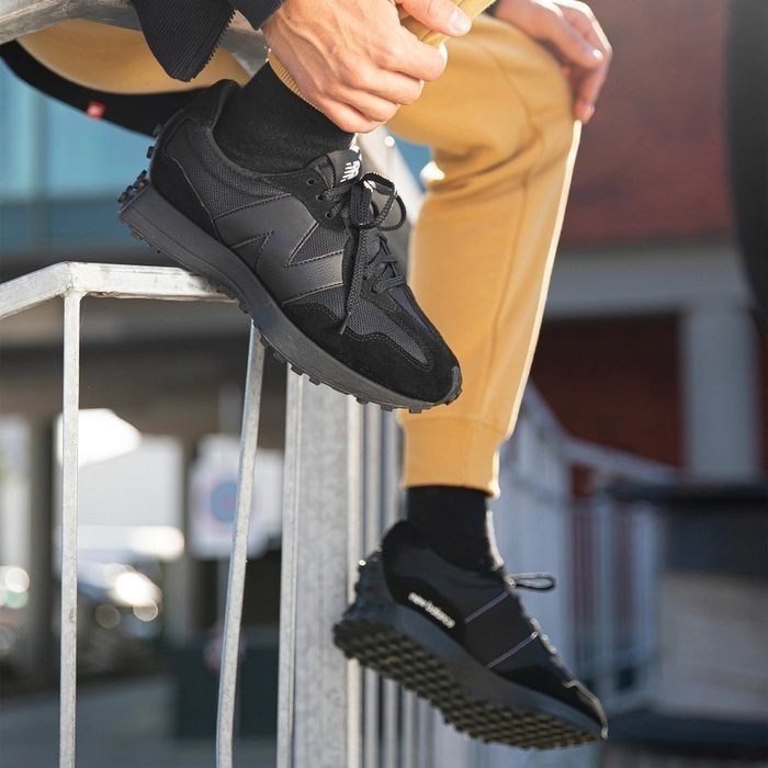 Кросівки 100% оригінал New Balance MS327CTB MS327  колір чорний