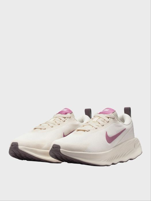 Жіночі білі кросівки W NIKE PROMINA 39 розмір