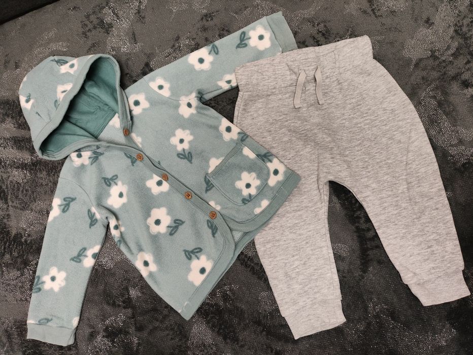 Одяг для дівчинки 9-12 місяців