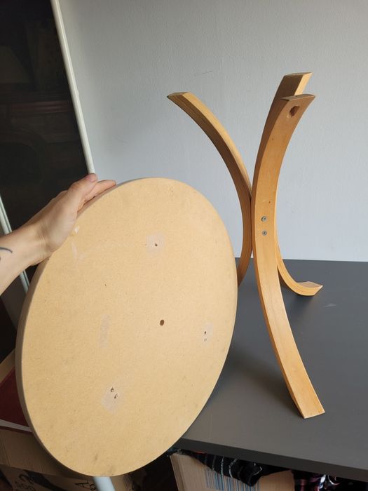 Okragły stolik kawowy