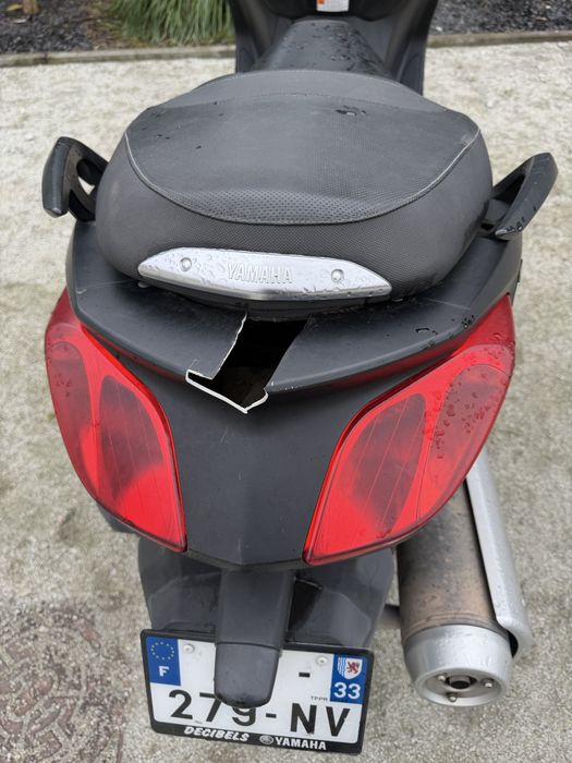 Yamaha x max 125