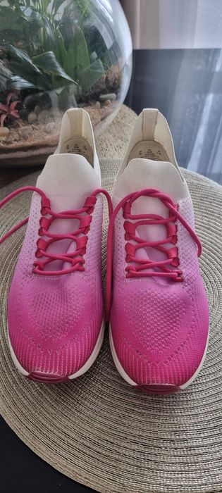 buty sportowe, snechersy DKNY 38.5, nowe