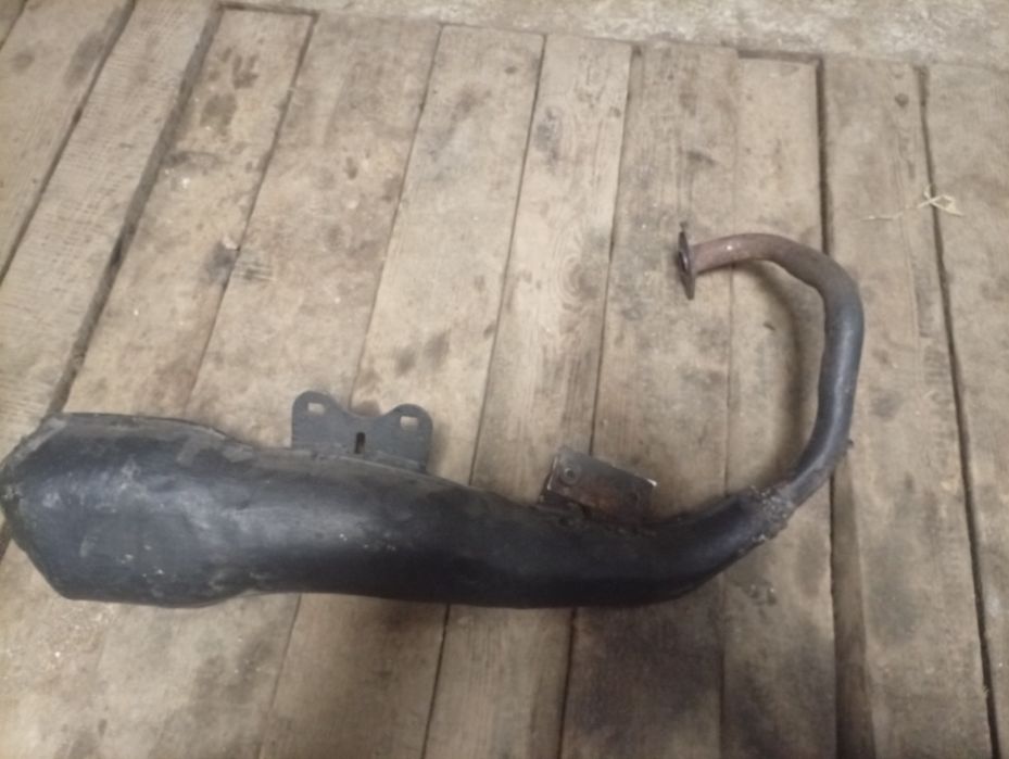 Труба Хонда діо 27 дует на малих обертах