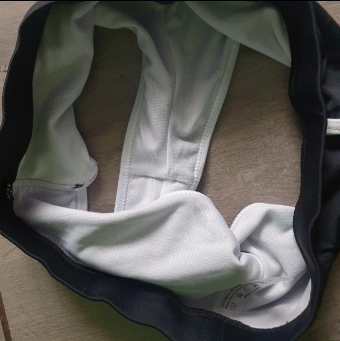 Nowy dół od stroju kostiumu kompielowego czarne majtki bikini Shein S