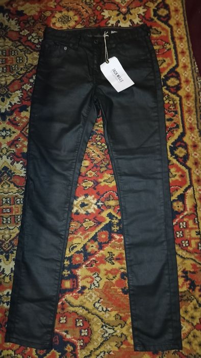 Джинси скіні з напиленням.