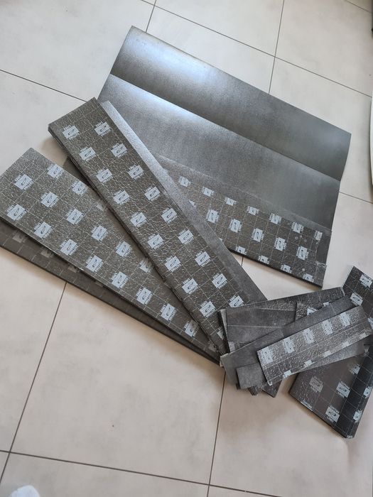 Podkład 25m2 pod panele podłogowe 1mm, stan bardzo dobry