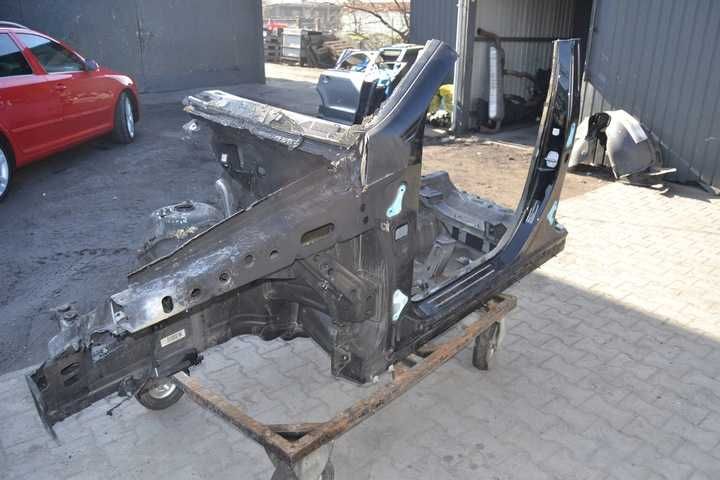 Четвертя передние Mercedes Benz GLE 167 2020-