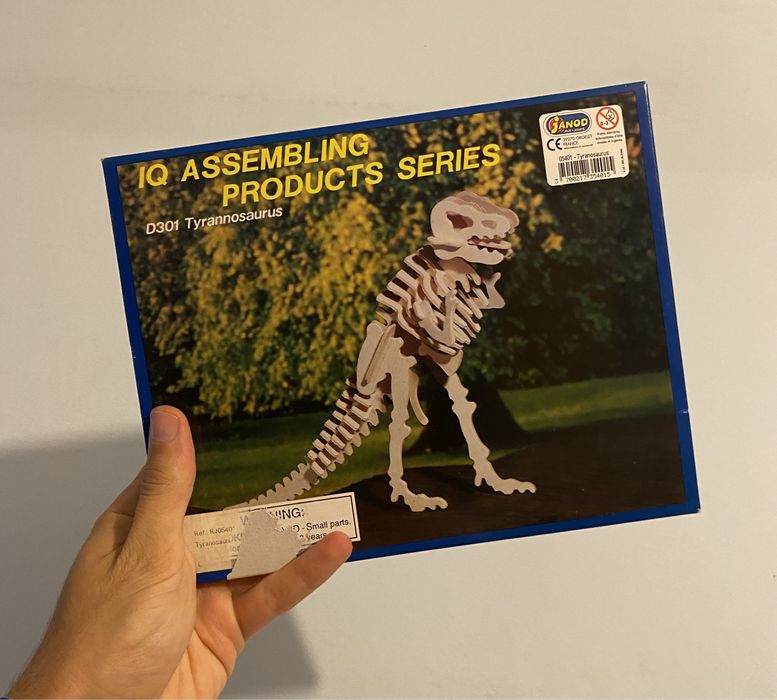 Puzzle T-Rex 3D em madeira