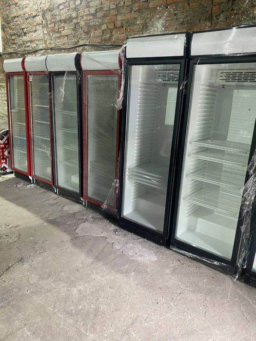 Холодильники, барні, ретро, вітрини, умки, морозилки