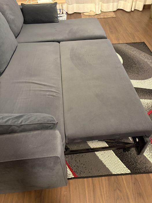 Sofa com chaise longue e cama