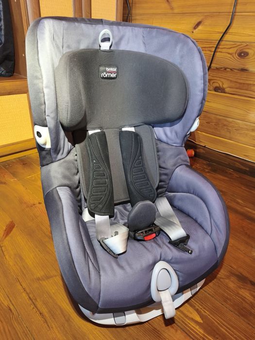 Britax Romer Trifix Stone Gray, isofix