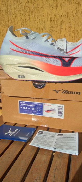 MIZUNO REBELLION PRO 3-rozm.45 (29,5cm)-NOWE