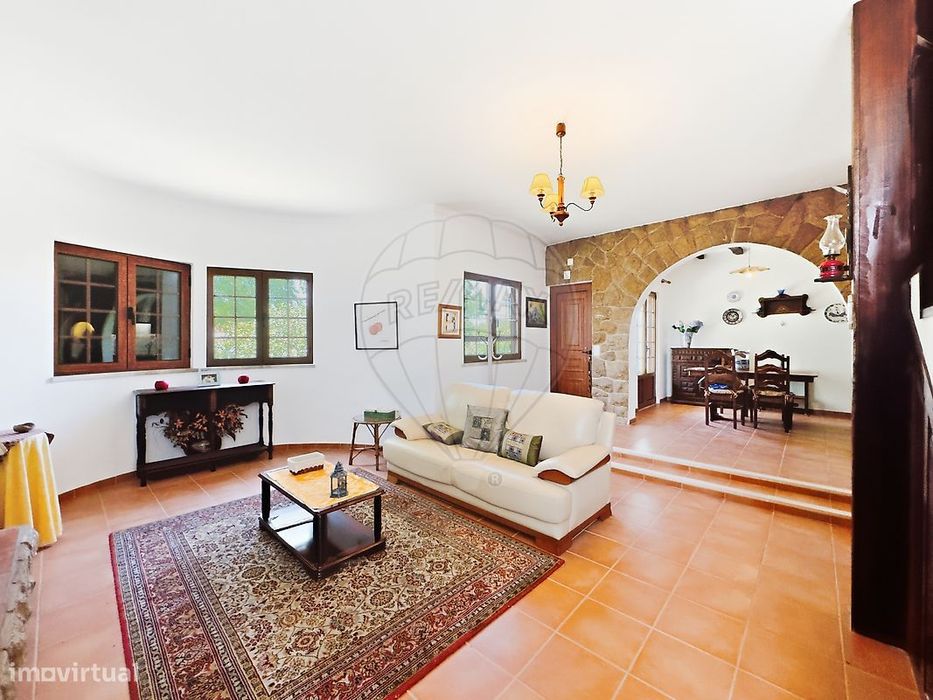 T3 Detached House for Sale