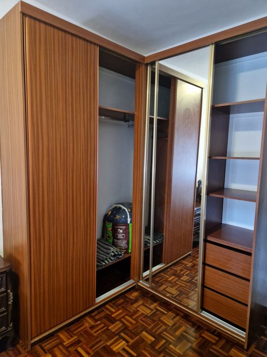 Alugo quarto no entroncamento