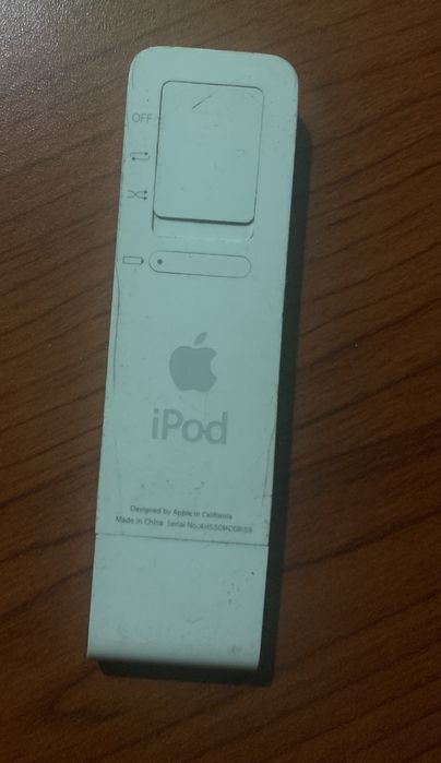 Ipod shuffle 1st gen.