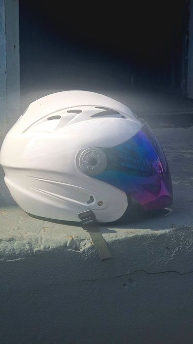 Шлем для езды на мопеде скутере мотоцикле