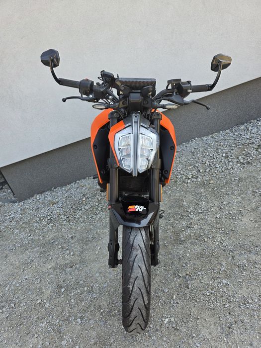 Ktm Duke 125cc kat.b  Abs oryginalny Acrapovic tylko 19 tyś km 2 kluczyki  książki serwisowe karty itp  Okazja