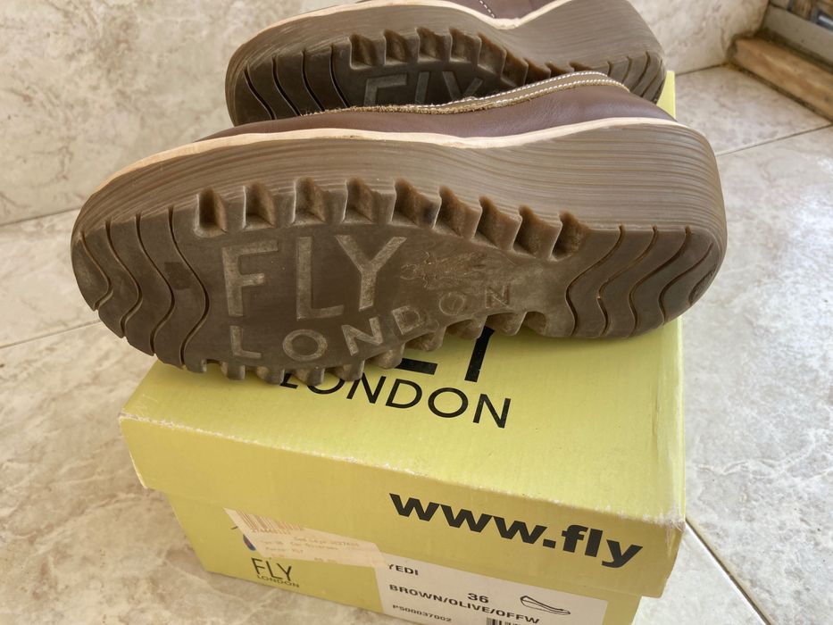 Sapatos  Fly London