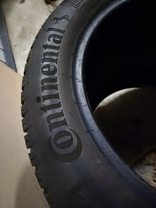 215/55R17  Continental 2023r Całoroczne