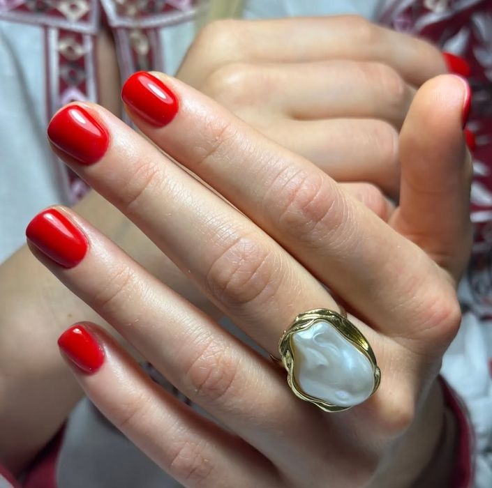 Манікюр. ЖК Софія