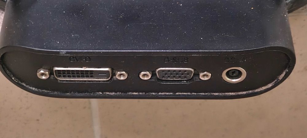 Monitor LG Flatron L1982U-BF 19 cali bez zasilacza , sprawny