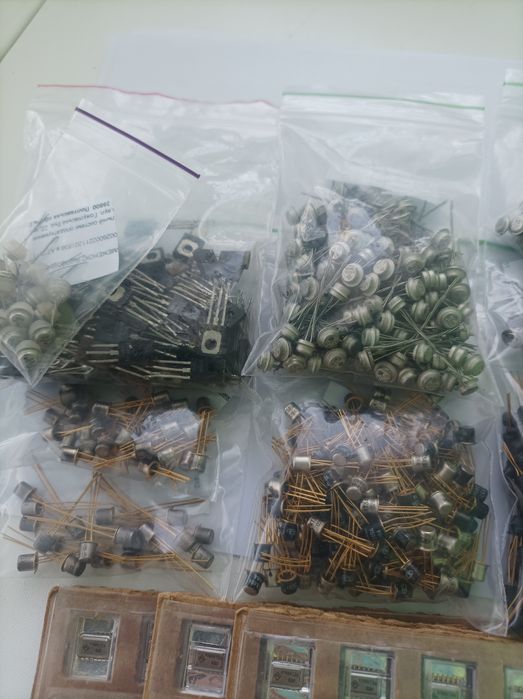 Микросхемы.Транзисторы