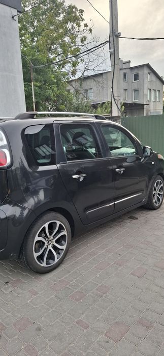Продам машину Citroen C3 Picasso