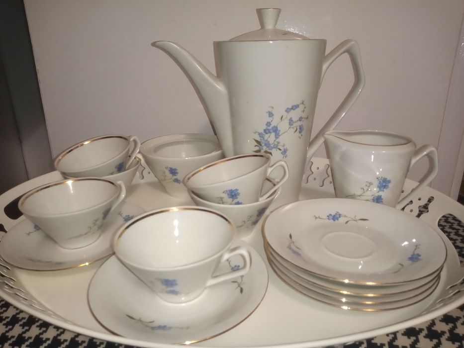 Filiżanki Chodzież Elżbieta PRL komplet